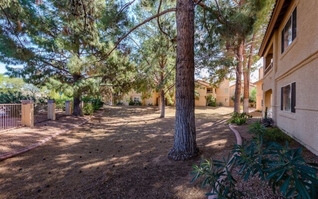 Starfire 2 Bedroom Condo by RedAwning