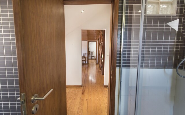 Santa Justa Elevator by Rentestate