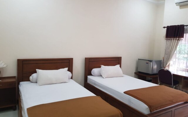 Oyo 2506 Prestige Residence 2