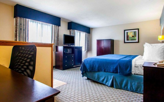 Quality Inn & Suites Ankeny - Des Moines