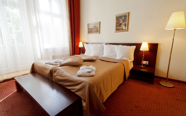 Monika Centrum Hotels