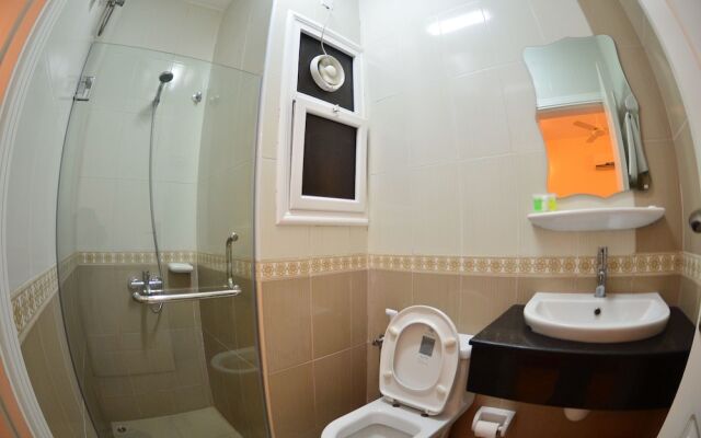 Husin Al Khaleej Hotel Apartment