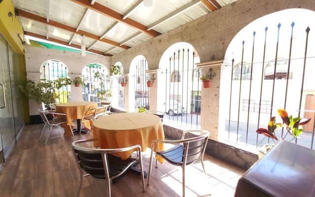 Hotel San Felipe Suites