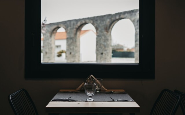 Obidos Aquae Ductus Suites