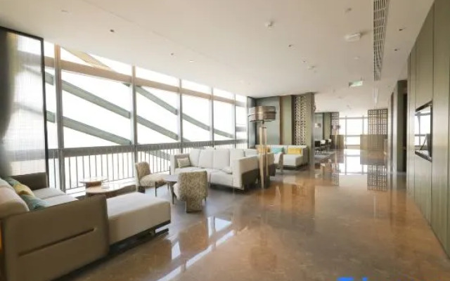 Qingdao Yihai Garden Hotel (May Fourth Square)