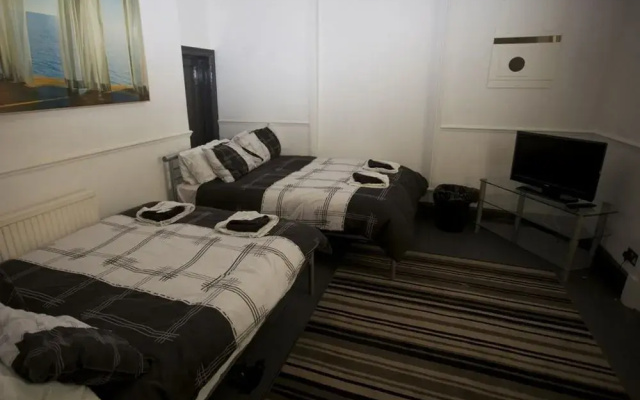 Hotel NR2 - Hostel