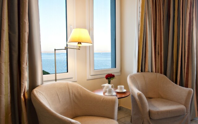 Sea Breeze Hotel Apartments & Residences