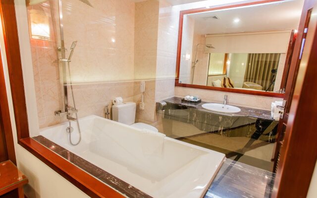 Tu Son Luxury Hotel