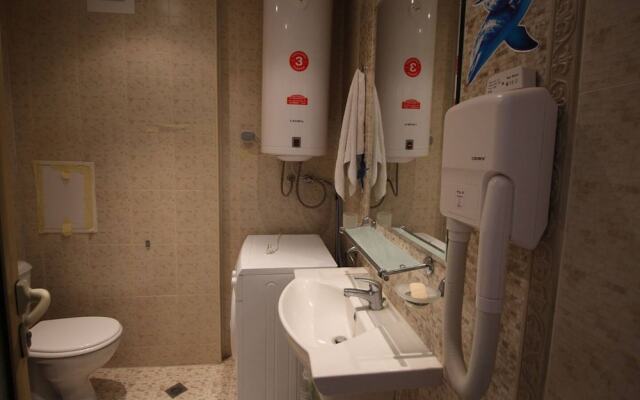 Studio in Avalon Complex
