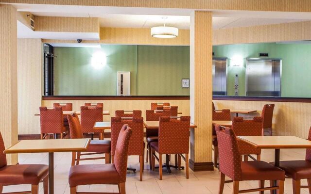 Comfort Inn Lehigh Valley West - Allentown