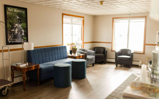 Travelodge by Wyndham Escanaba