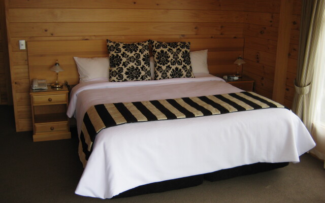 Waitakere Resort & Spa