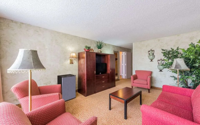 Ramada by Wyndham Dallas Love Field