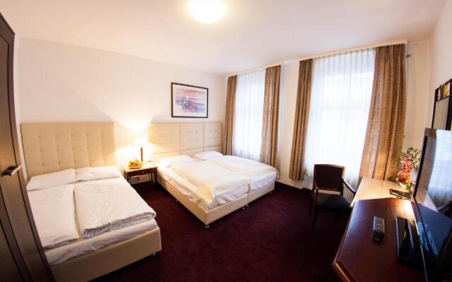 Hotel Prens Berlin