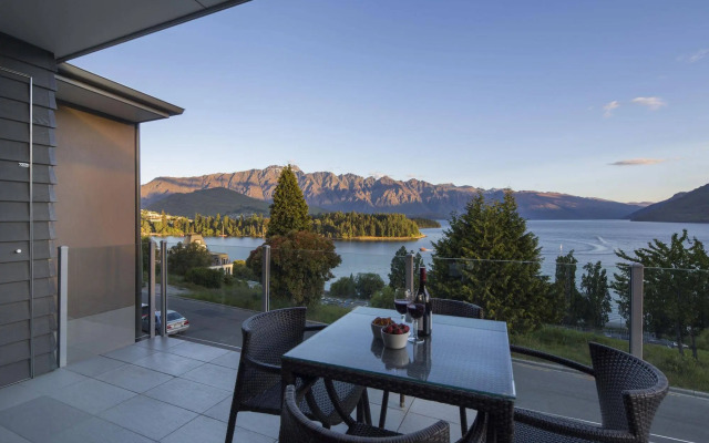 LakeRidge Queenstown by Staysouth