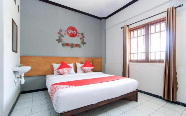 Santo Guest House