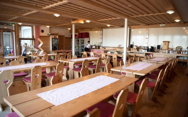 Restaurant And Kaeserei Berghof