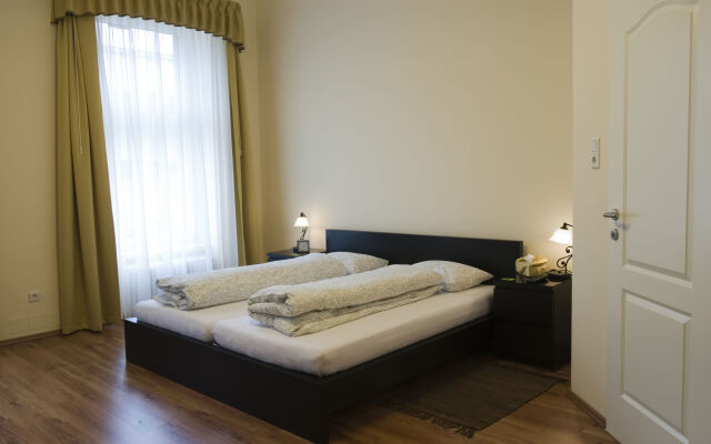 K&T Boardinghouse
