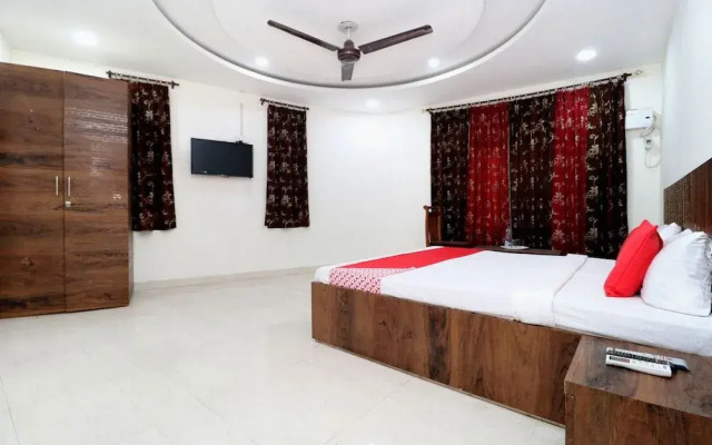 OYO 24116 A One Home Stay