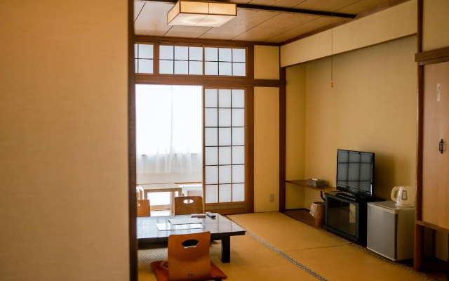Guest House Sunline Beppu - Hostel
