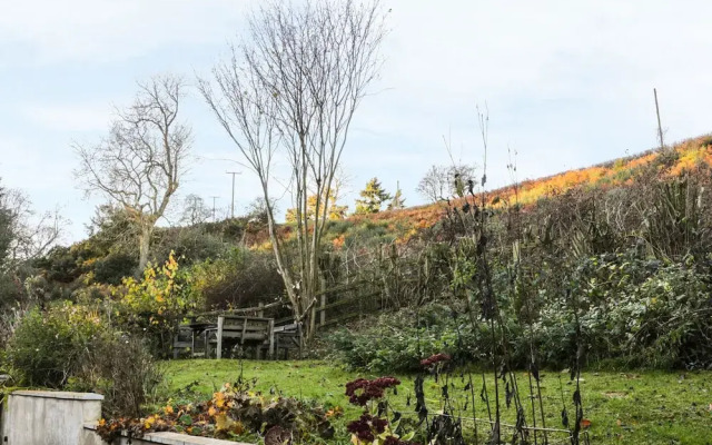 Pinstones Cottage