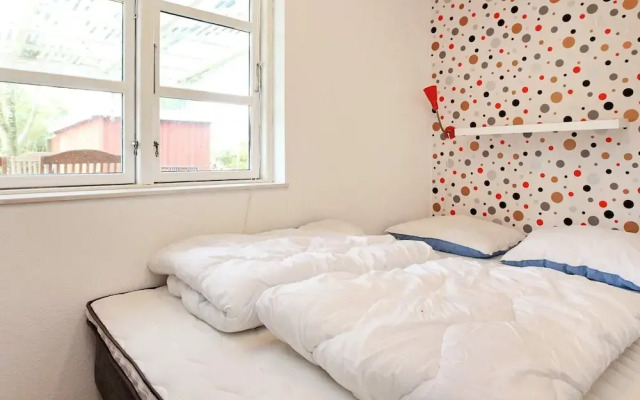 6 Person Holiday Home in Store Fuglede