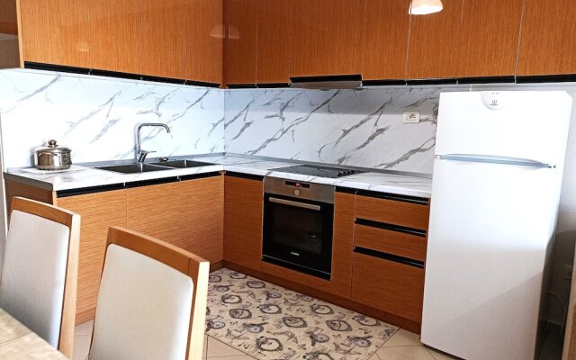 Beachfront Apartment - Plazh