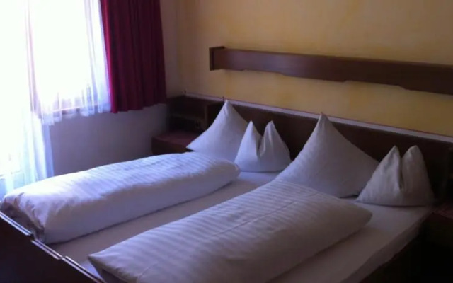 Waldcafe Hotel Restaurant