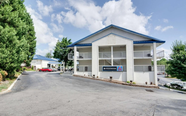 Motel 6 Atlanta GA