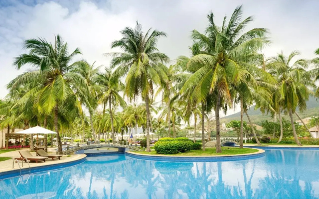 Resort Golden Palm