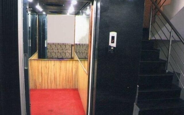 Hotel Pukhraj