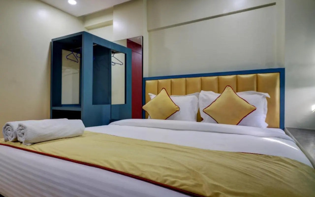 OYO 17371 Platinum Inn