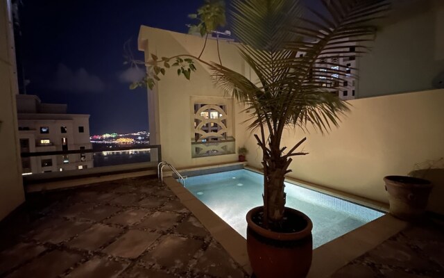 Neyar Beach Vibes - The Penthouse