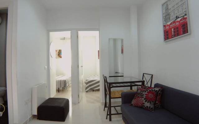 Apartamento de 2 Habitaciones en Puerta del Angel AZ2B
