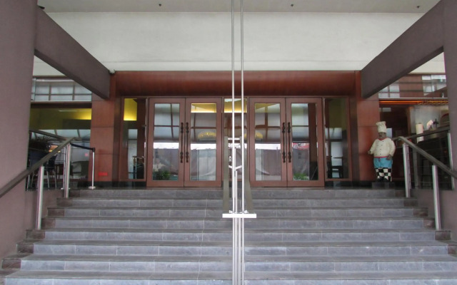 Strand Hotel (SG Clean Certified)