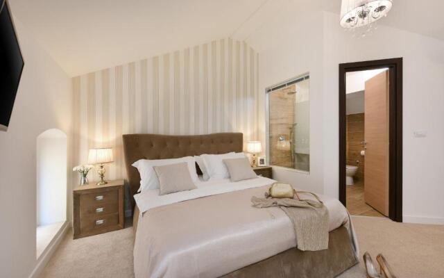 Harvey's luxury rooms