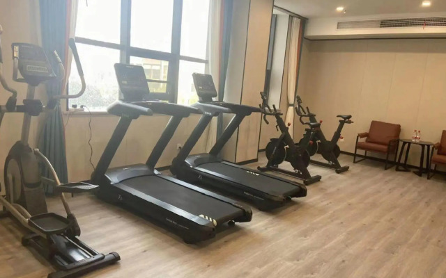 Huaerrun Intelligent Hotel (Changzhou Xinbei Benniu Airport)