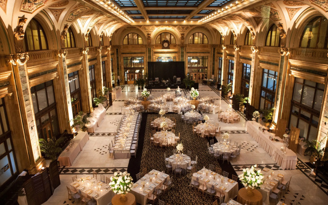 Lyric Chic 1BR Gym Downtown