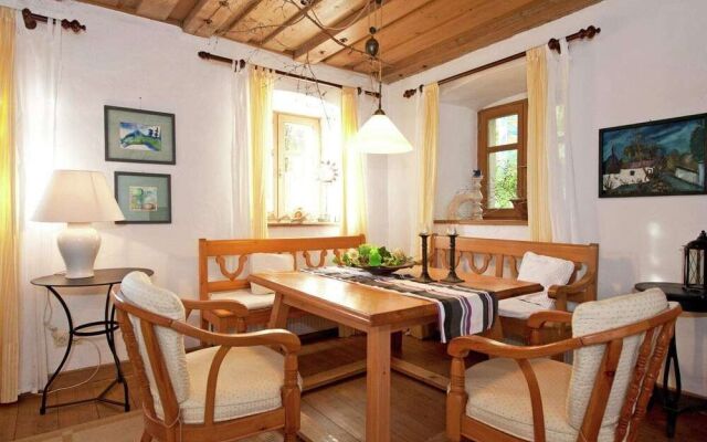 Superb Holiday Home in Weissenburg near Forest