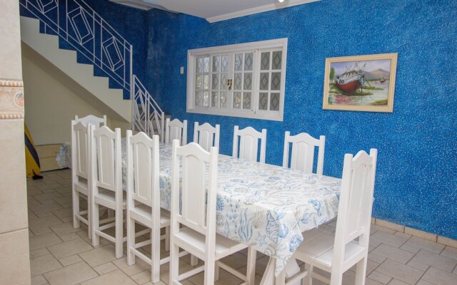 Casa ampla em Bertioga - 2 min. da praia