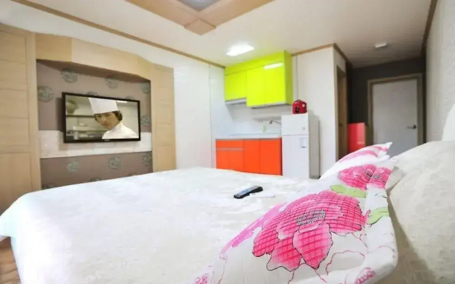Boryeong Beach House Pension