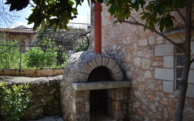 Traditional Stone House In Vamos