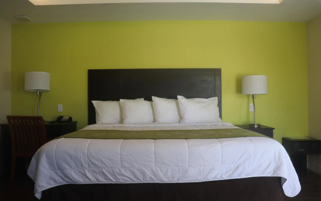 Curtis Inn & Suites