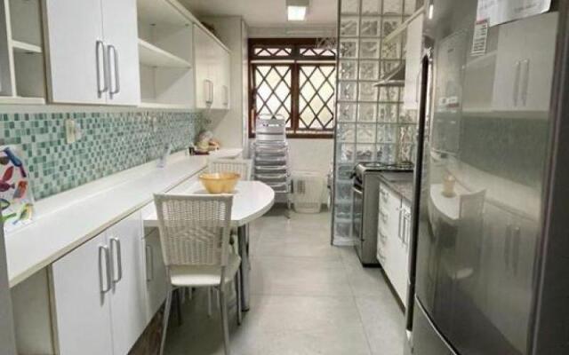 Apartamento do Lago, jardim, condomínio completo