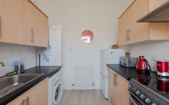 Fantastic Bright 2 Bed Notting Hill