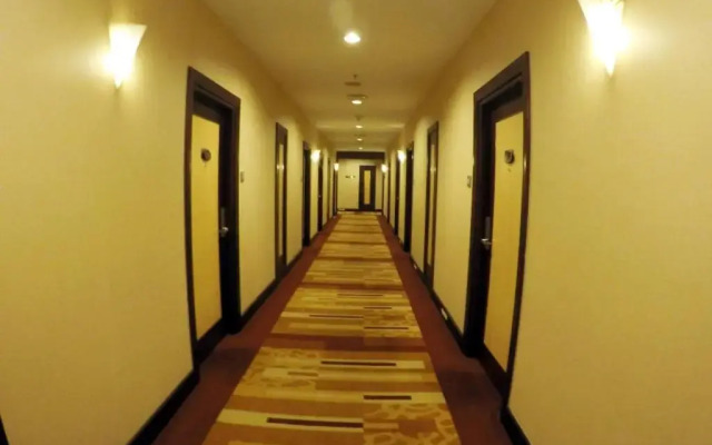 Imperial Palace Hotel