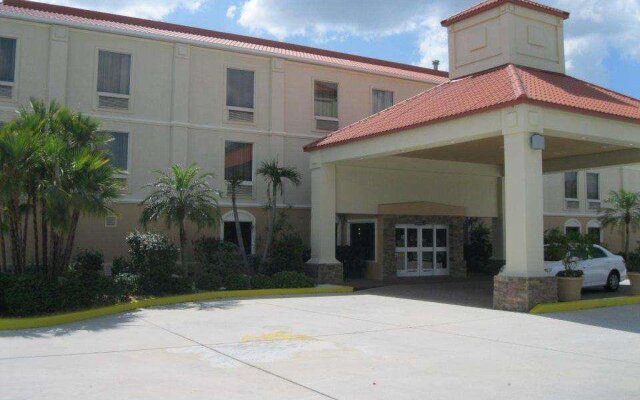 Best Western Plus Bradenton Hotel & Suites