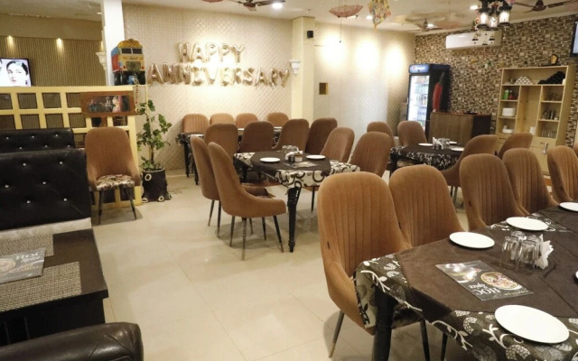 Hotel Om Complex