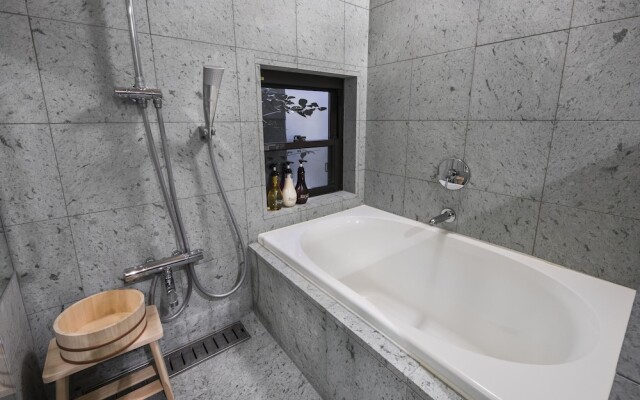 Shiki Villas 1891 - AOMAME