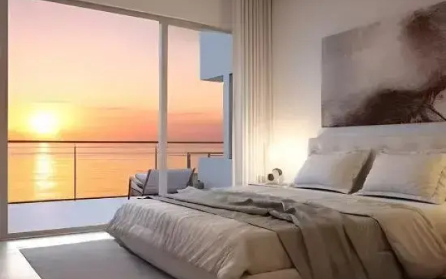 Linghai Seaview Apartment (Huizhou Huidong Shili Yintan Shop)